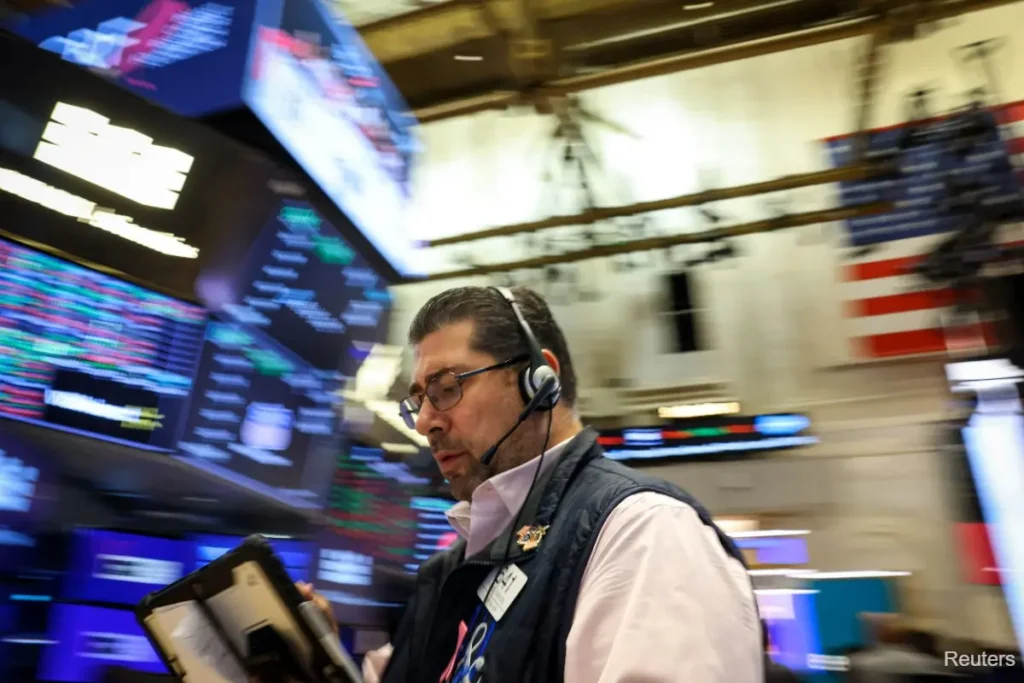 Wall Street Hits Record Highs on Economic Boost