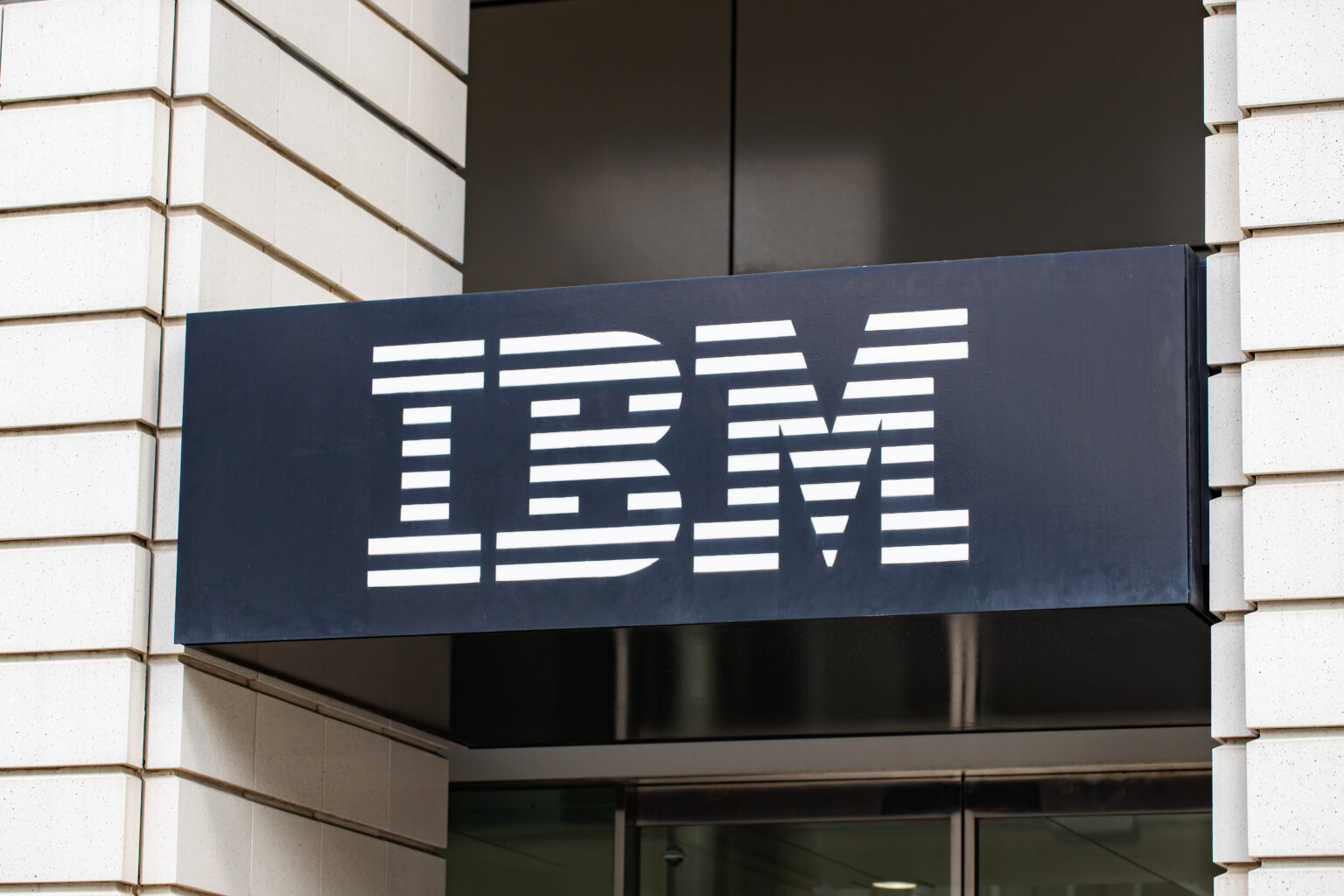 Louis Gerstner, Architect of IBM Turnaround, Dies at 83