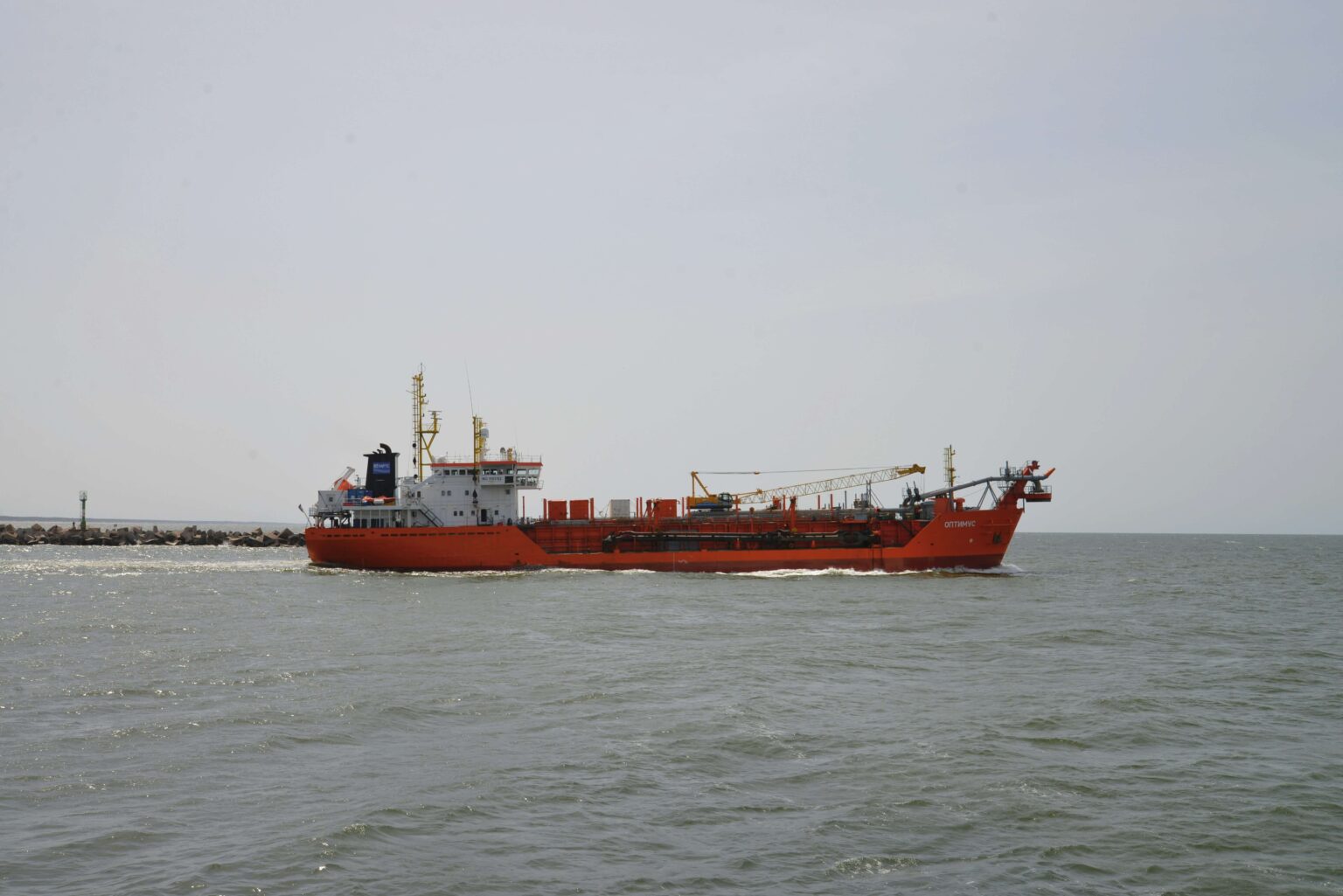 EU Prepares to Impose Tougher Restrictions on Russian Oil Shipping